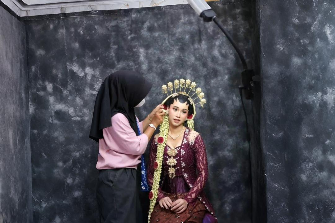 MUA by Radiana Makeup with Sylvana